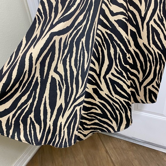 Jessica McClintock Zebra Rhinestone Strapless Maxi Dress Size Small - Picture 9 of 9